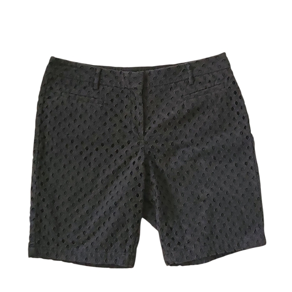 Lands End Sz 12 Flat Front Black Eyelet Fully Lined Cotton Preppy Shorts - Picture 1 of 12